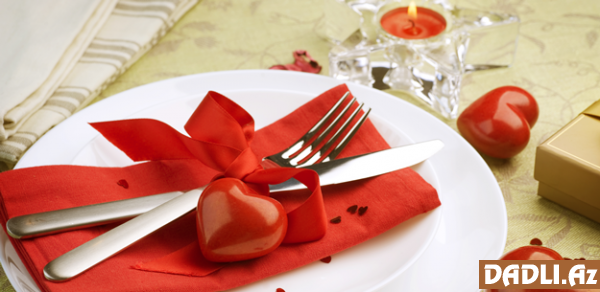 Romantik masanın hazırlanması