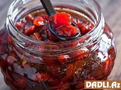 Zəncəfilli qırmızı pomidor mürəbbəsi resepti