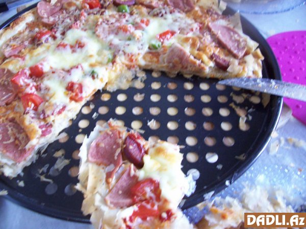Paxlava fətiri ilə pizza resepti