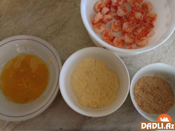 Qızardılmış kartof və suxarılı krevetka resepti - FOTO RESEPT