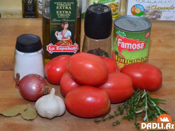 Sadə tomat sousu resepti - FOTO RESEPT