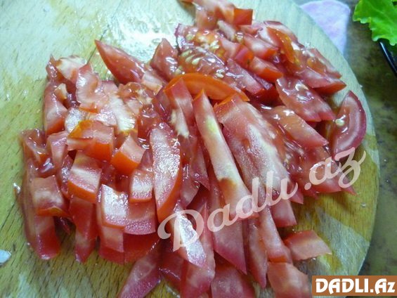 Suxarı ilə Karmen toyuq salatı resepti - FOTO RESEPT
