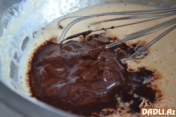 Almalı şokolad piroqu resepti - FOTO RESEPT