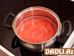 Qırmızı qarağatlı, qaymaqlı desert resepti - FOTO RESEPT
