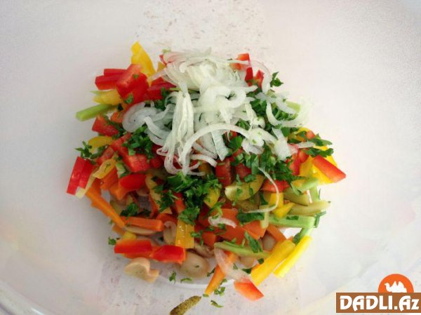 Göbələkli salat resepti - FOTO RESEPT