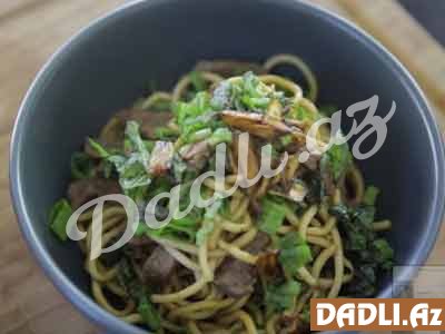 Ballı soya soslu noodle resepti - Video resept