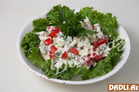 Pomidorlu toyuq salatı resepti - FOTO RESEPT