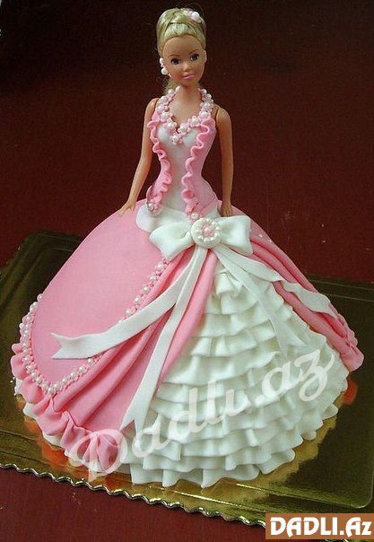Barbi kukla (barbie) tort dizaynları - FOTO İZAH